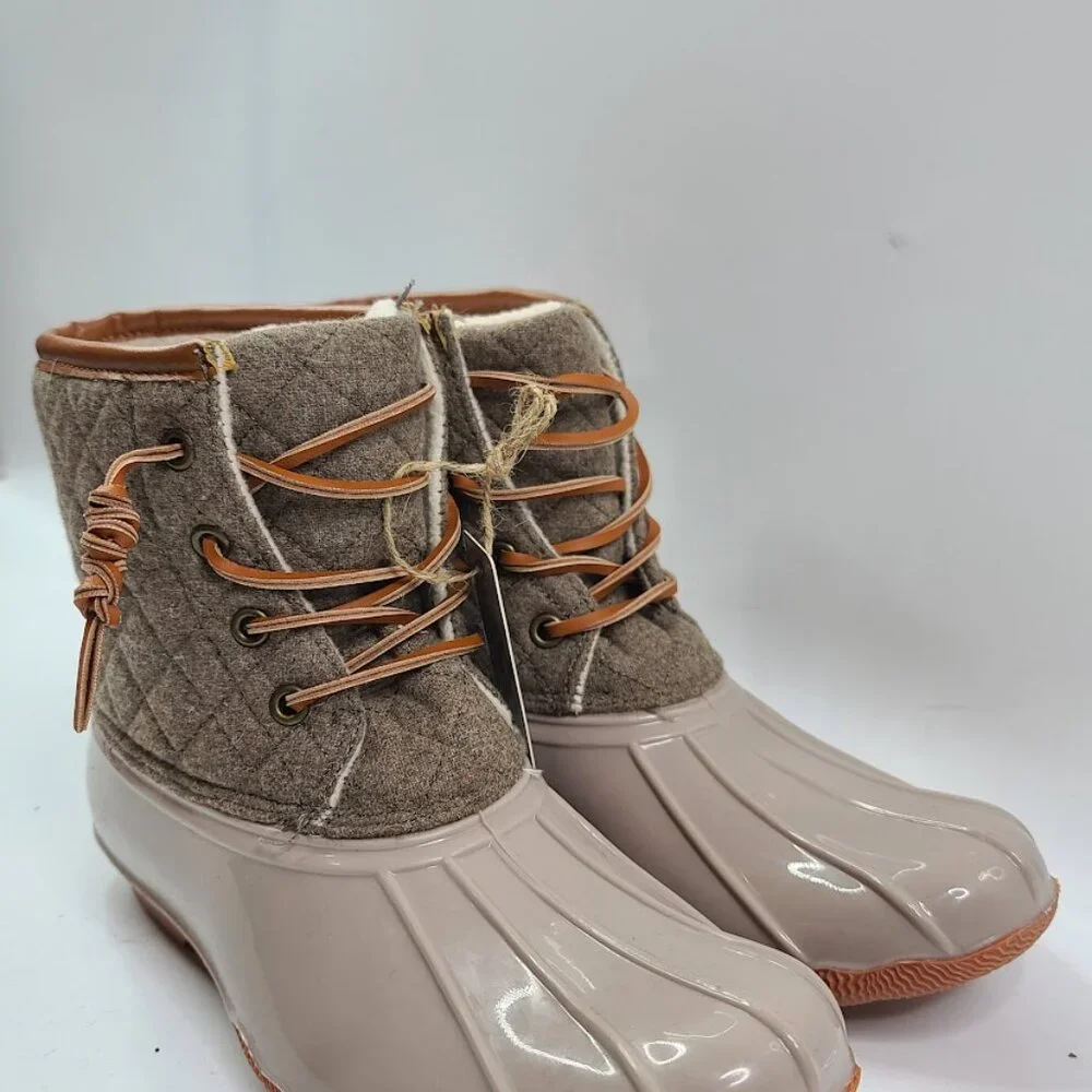 Seven7‎ Women's Gray Beige Wool Goose 3760 Ankle Duck Winter Boots Size 7